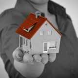 Налог при продаже доли квартиры полученной по наследству пенсионером
